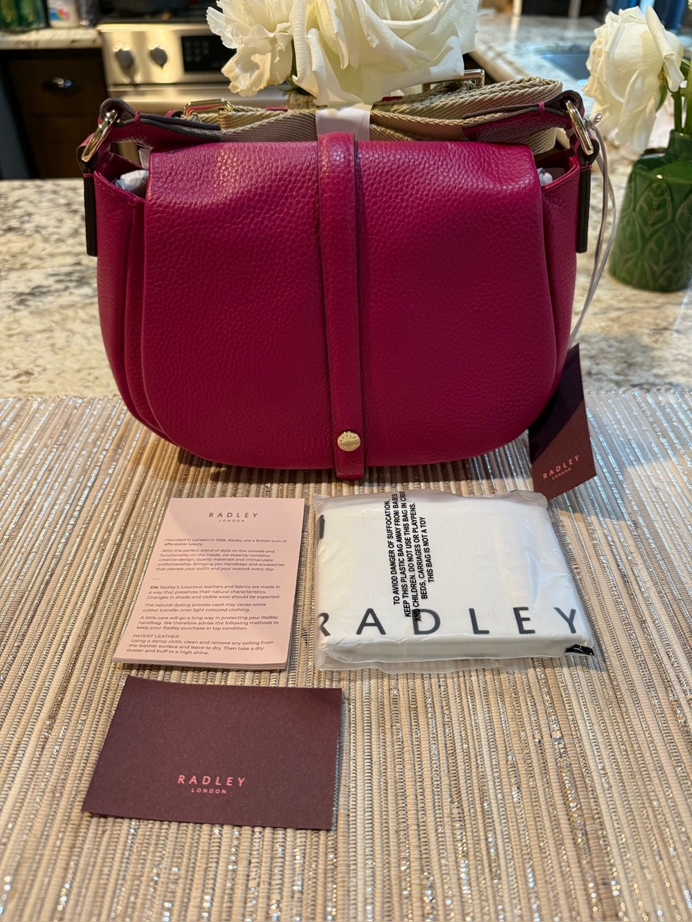 NEW RADLEY LONDON Lulworth Road
Mini Flapover Leather Cross Body In Dark Pink